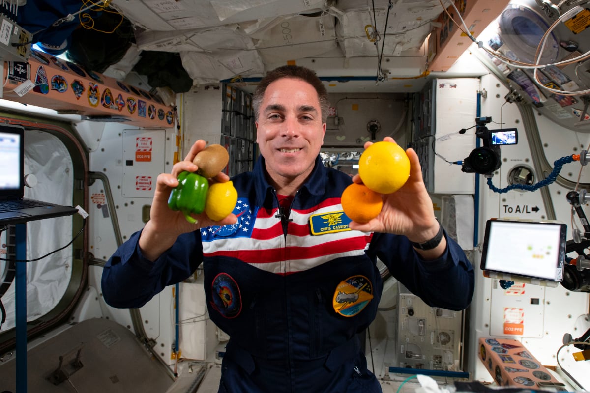 eating inside international space station