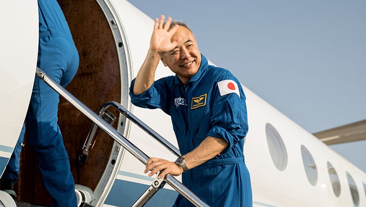 NASAケネディ宇宙センター（KSC）に向けて出発するSpaceX Crew-7クルーの古川宇宙飛行士