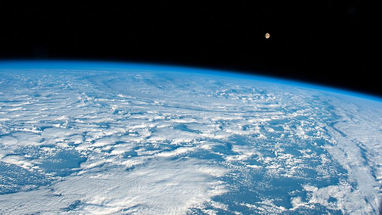 ISSから撮影された地球