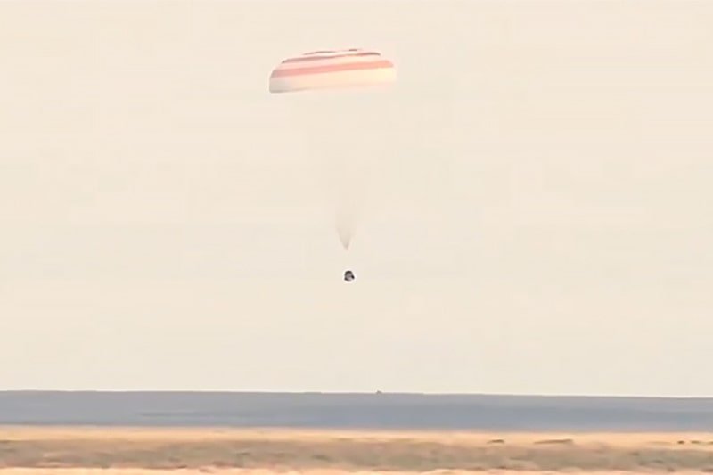 アポロとソユーズ : 米ソ宇宙飛行士が明かした開発レースの真実 アポロとソユーズ : 米ソ宇宙飛行士が明かした開発レースの真実