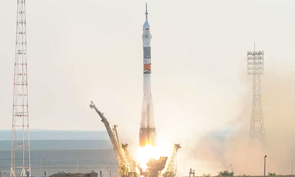 ソユーズロケットの打ち上げ（出典：JAXA/NASA/Bill Ingalls）